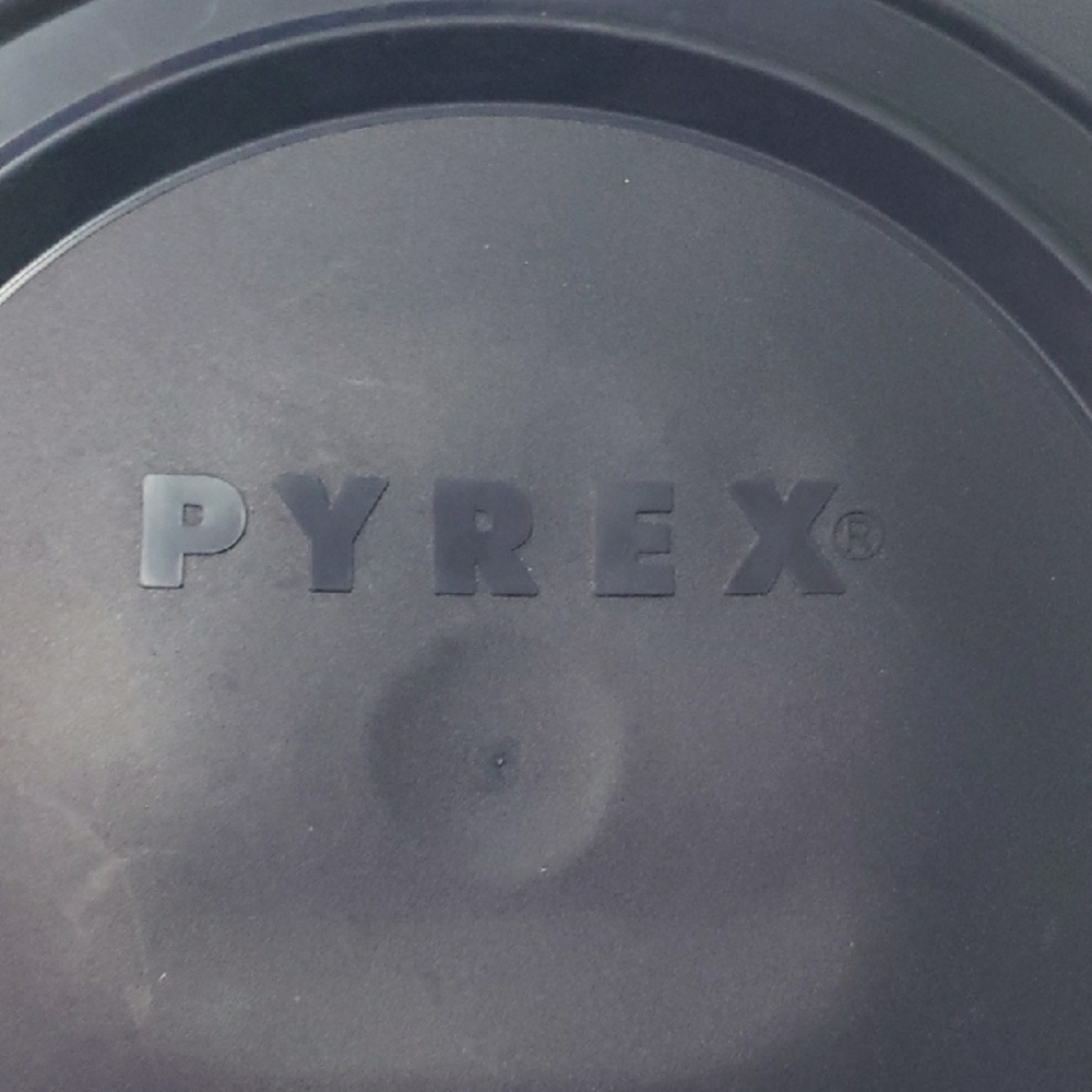 Vintage "Pyrex" mixing/serving bowl, divider, dark blue lids set - Picture 4 of 7